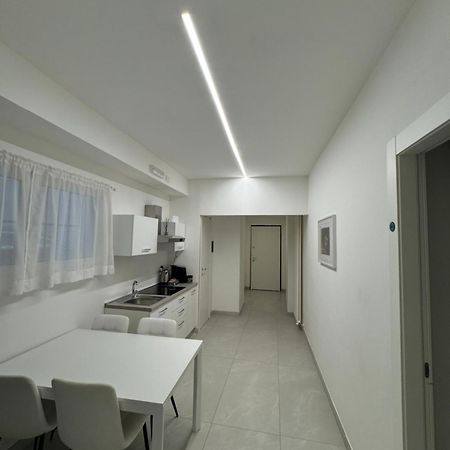Re House Suite & Deluxe Apartament Ascoli Piceno Esterno foto