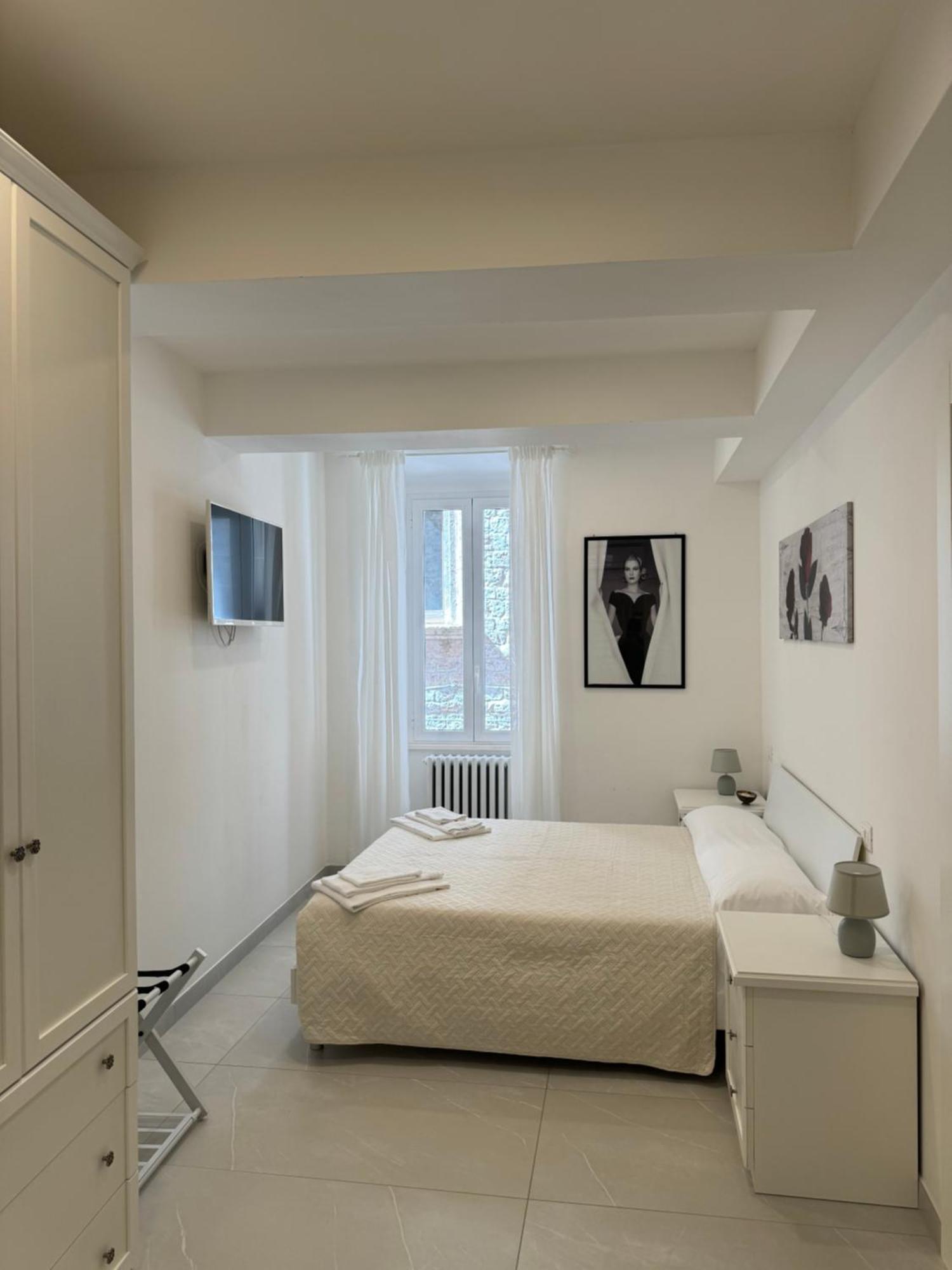 Re House Suite & Deluxe Apartament Ascoli Piceno Esterno foto